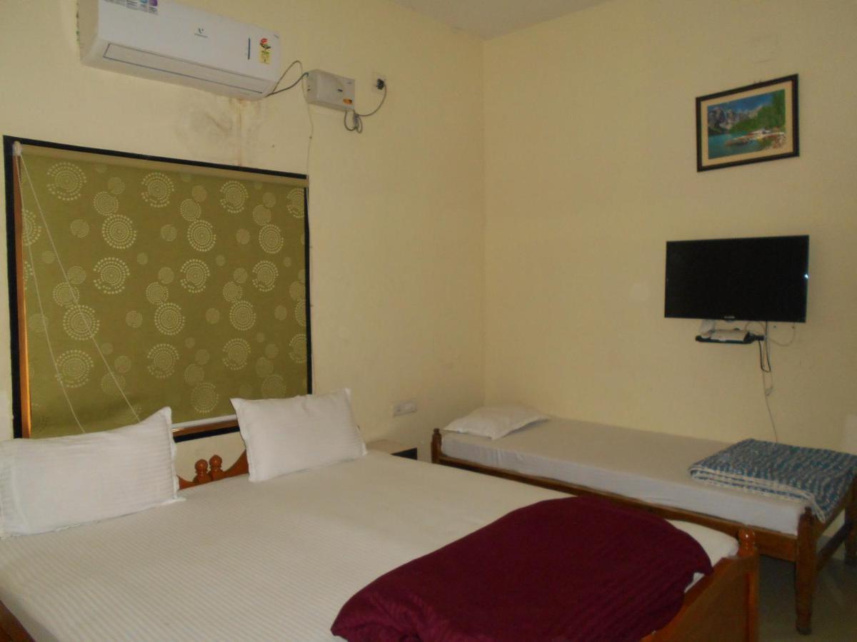 Wekare Guest House Bhubaneswar Bagian luar foto