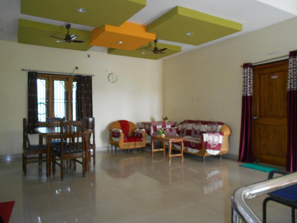 Wekare Guest House Bhubaneswar Bagian luar foto